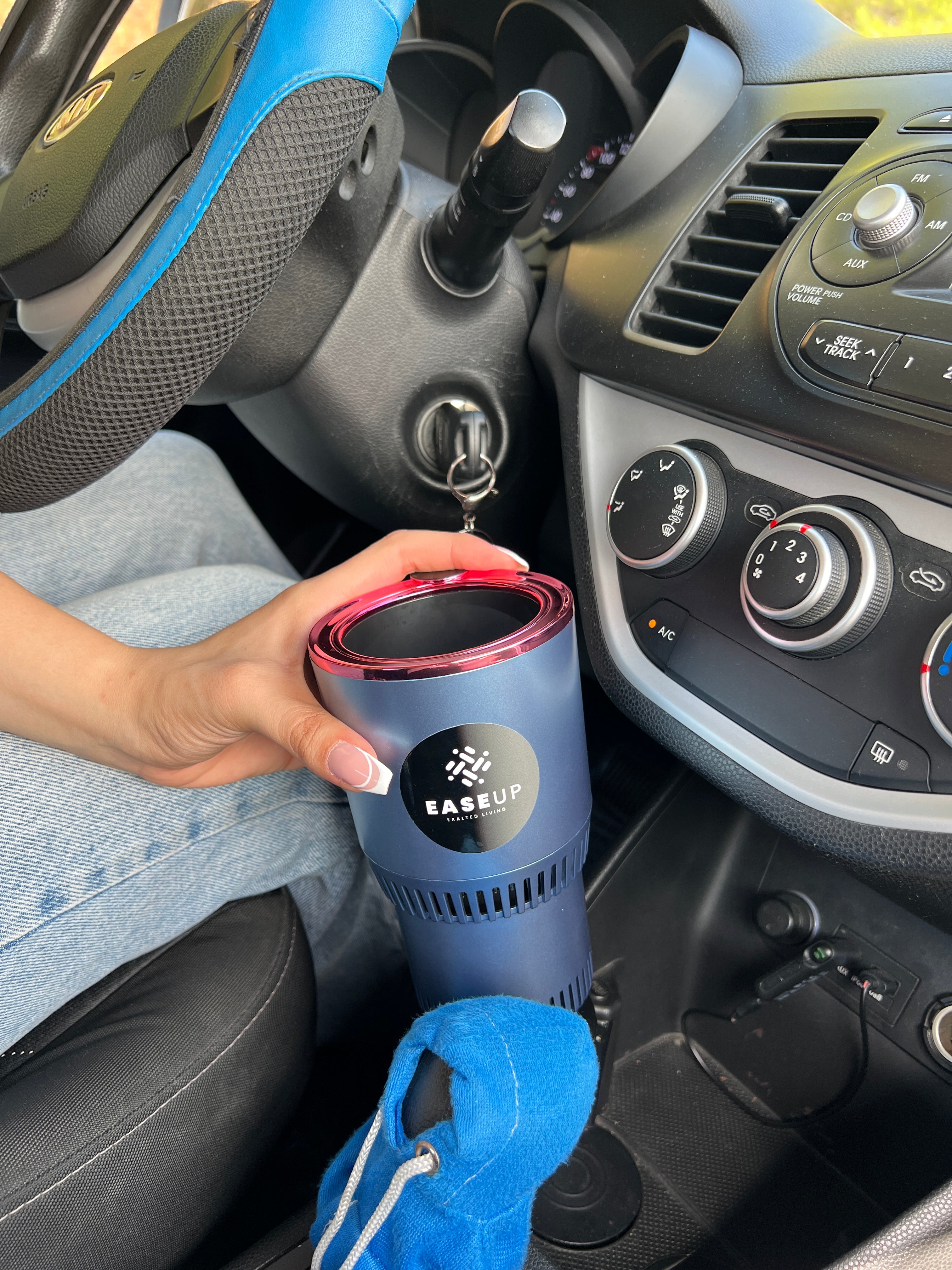 Heating & Cooling Mug – Perfect Temperature Anytime, Anywhere